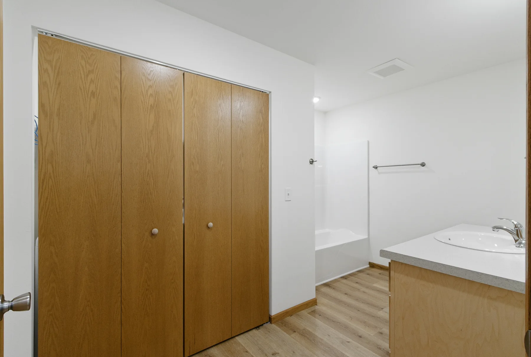 2 Bed (Lower) — interior