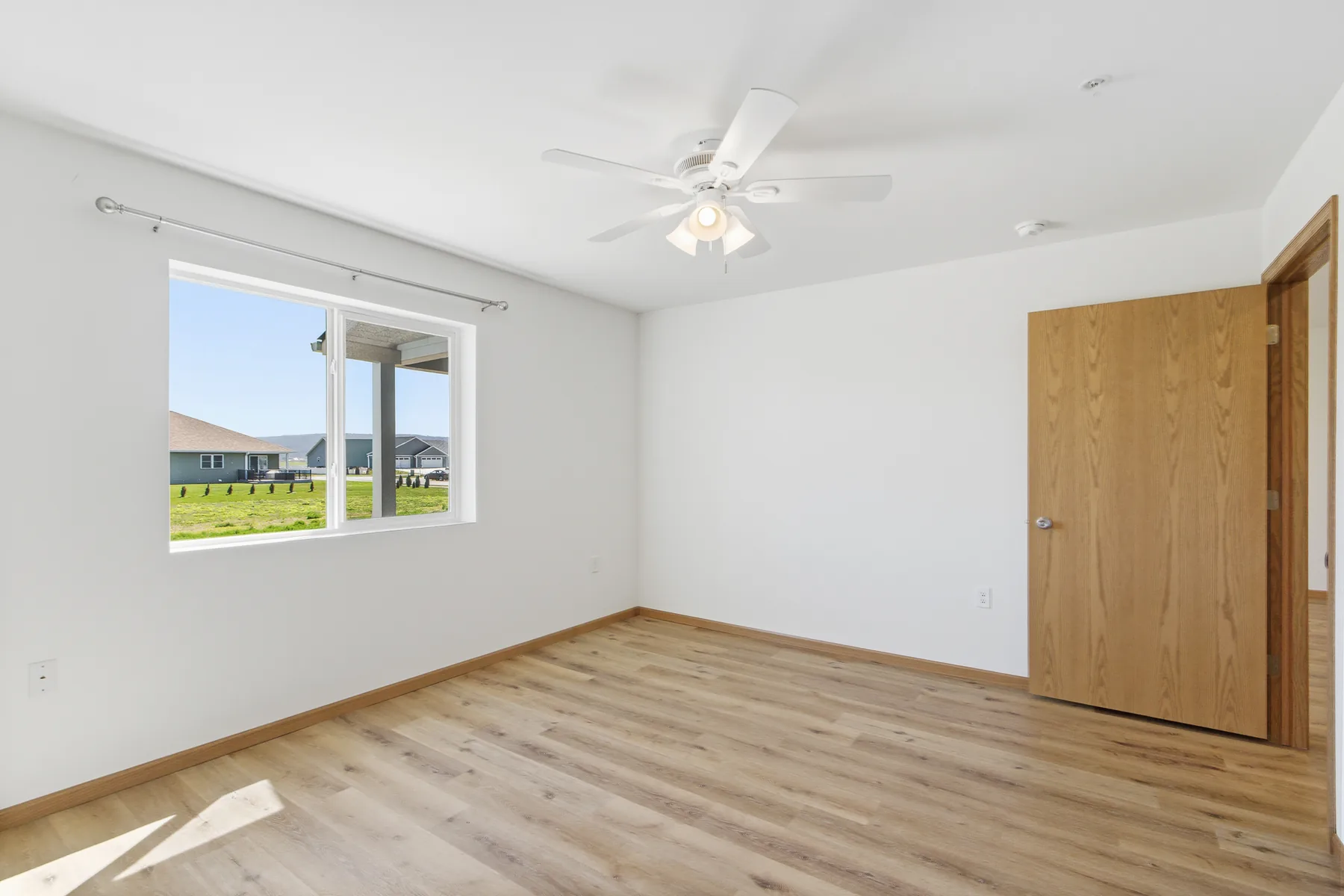 2 Bed (Lower) — interior