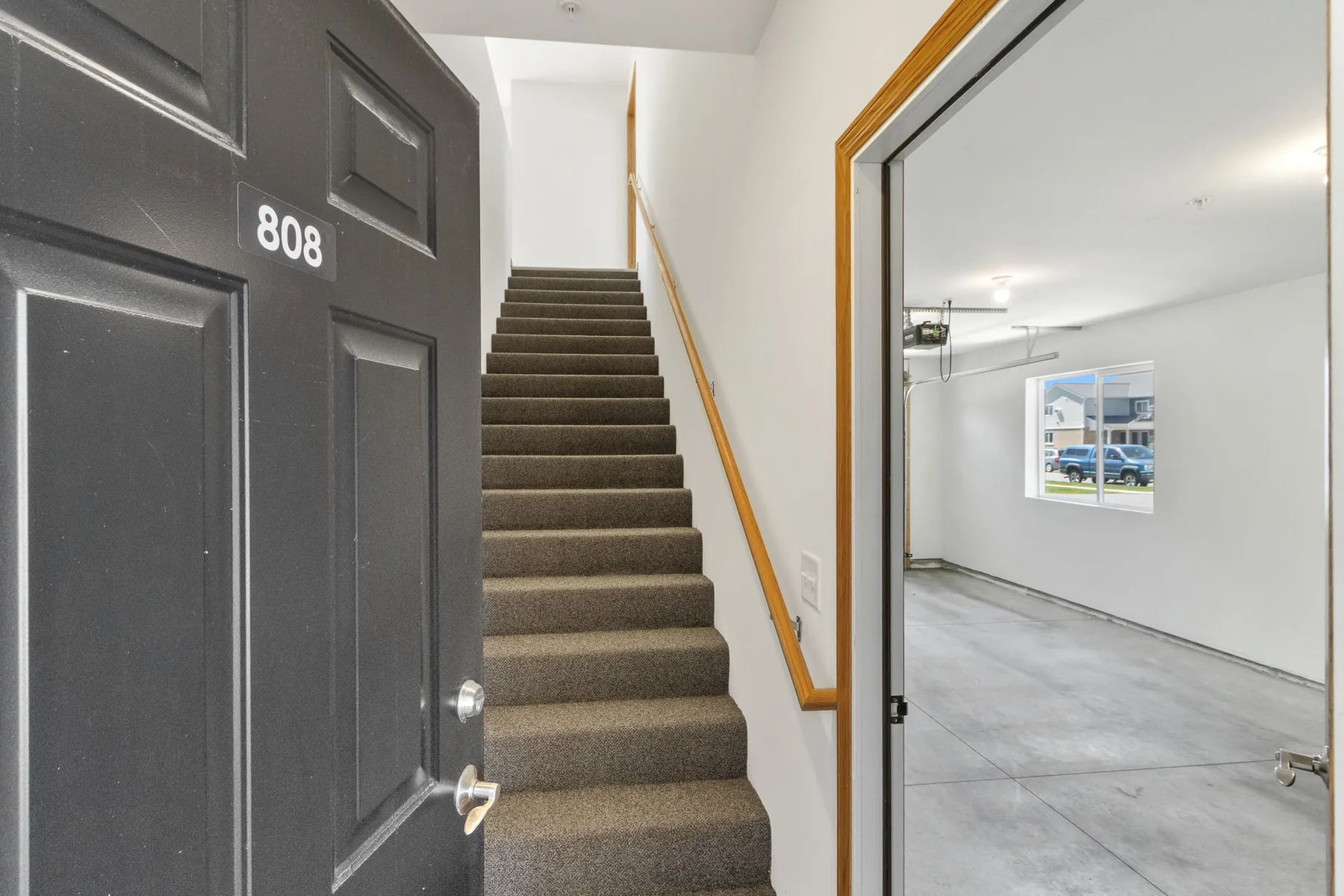 2 Bed (Over Garage) — interior