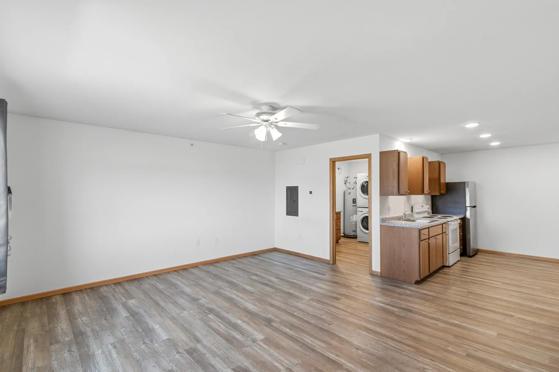 Studio (Upper) — interior